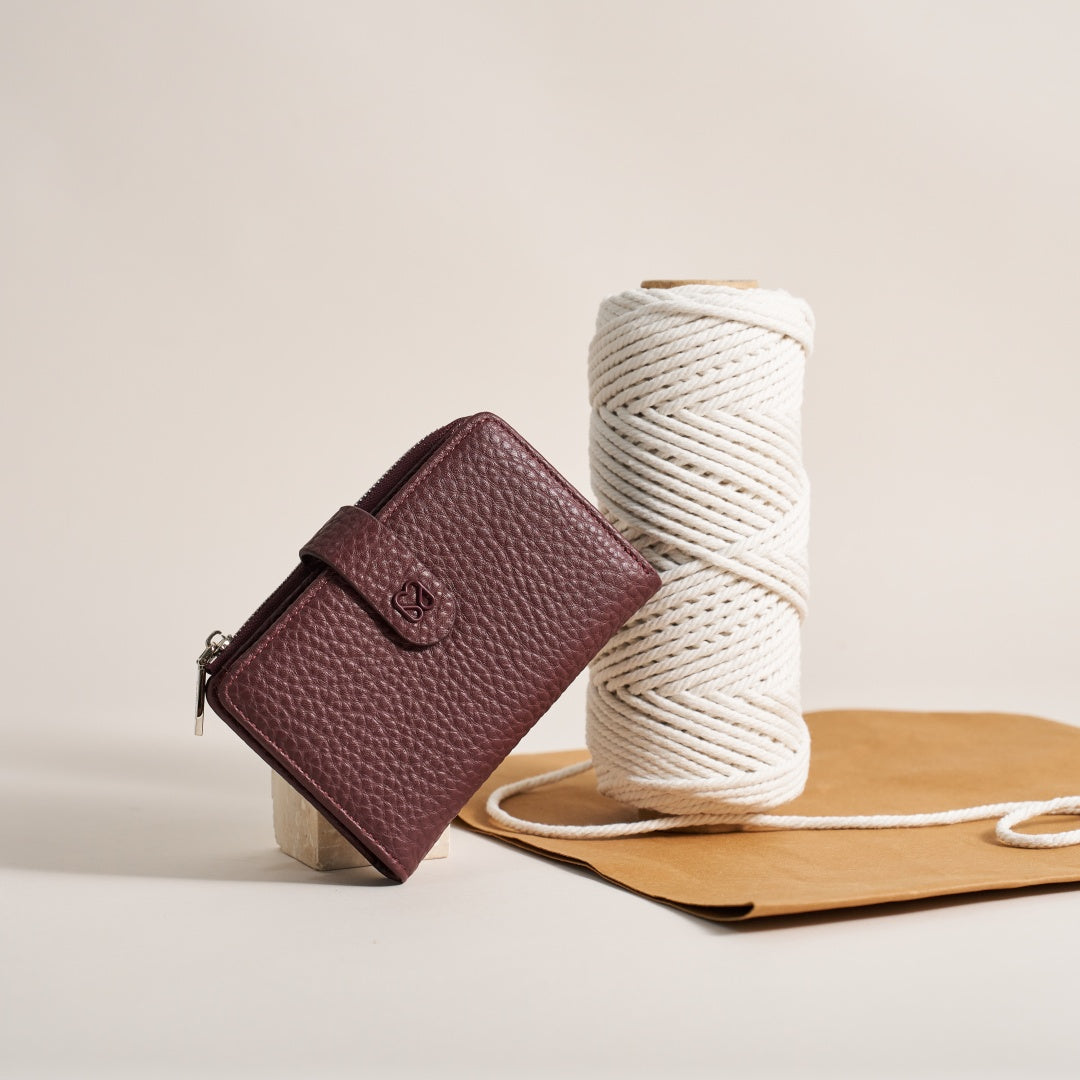 Premium Textured Wallet Multi Functional Zip for Women | SeaGloca - view 4