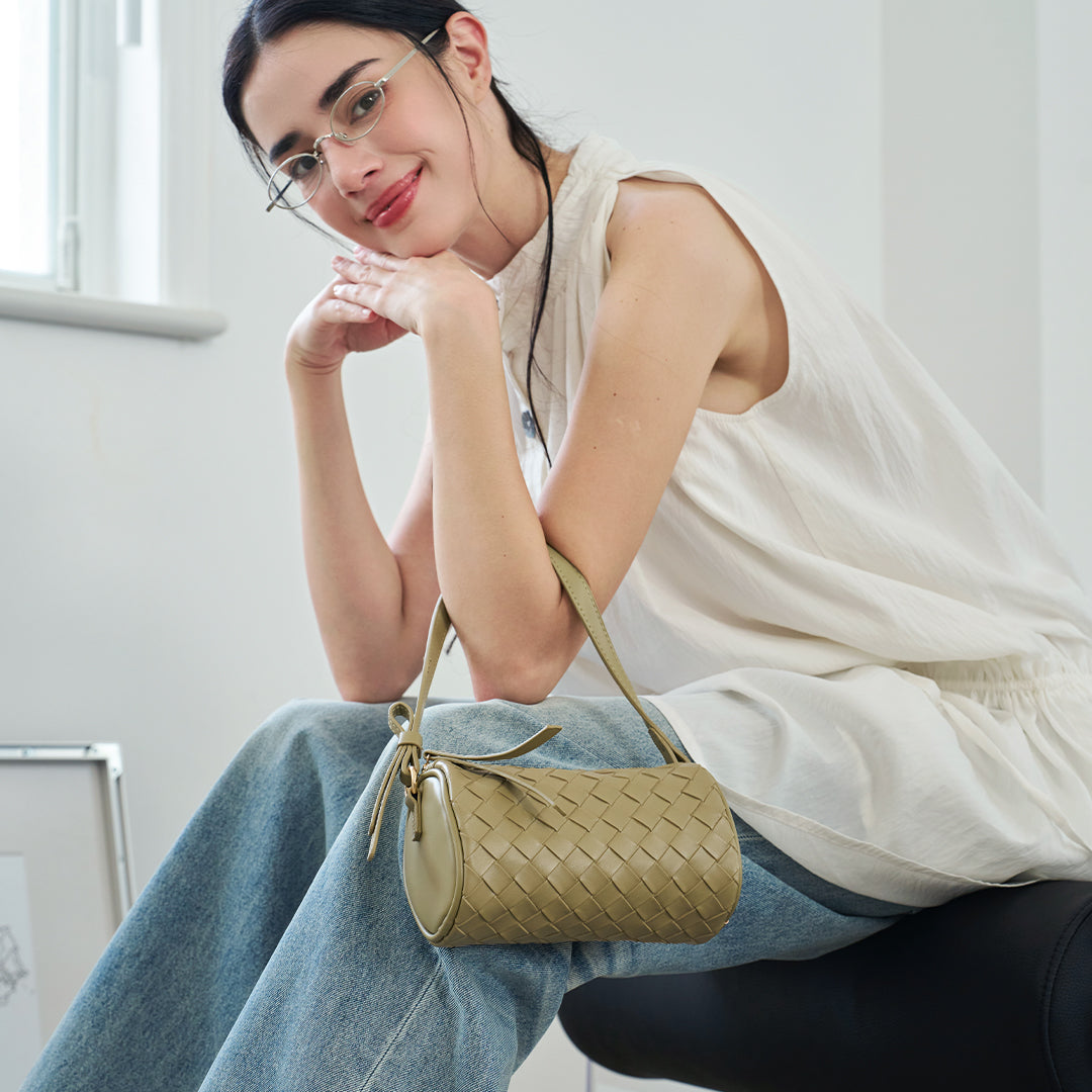 Woven Pattern Soft Leather Crossbody Bag Retro for Women | SeaGloca - view 5