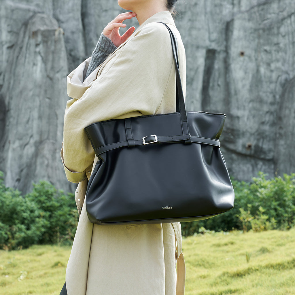 Black Large Capacity Tote Bag Chic Soft Leather for Women | SeaGloca - view 4