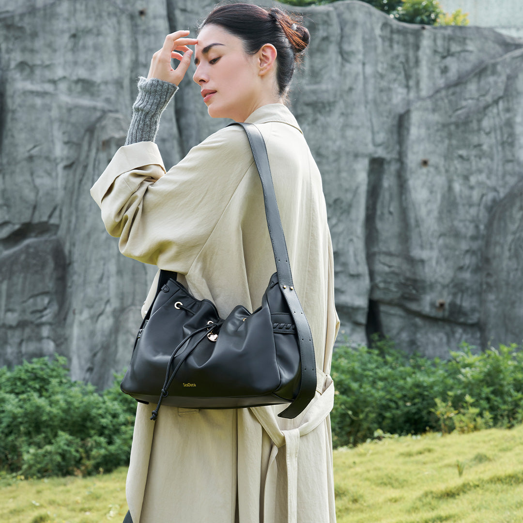 Drawstring Bucket Bag Hobo Bag Large Capacity for Women | SeaGloca - view 4