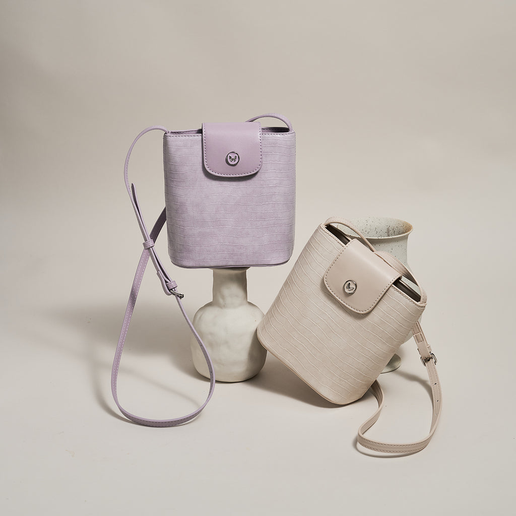 Crocodile Embossed with Butterfly Buckle for Women | SeaGloca - view 2