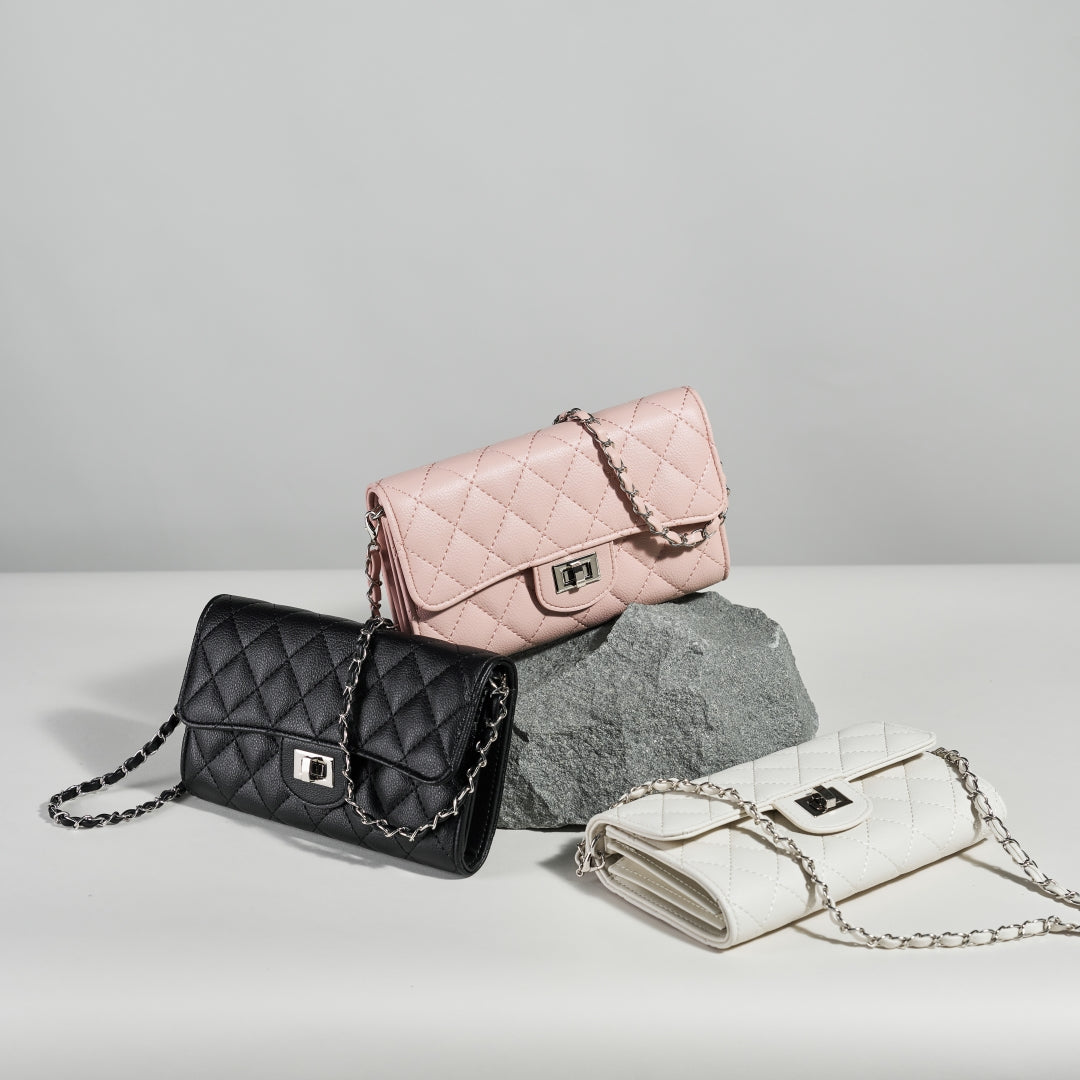 Rhombus Pattern Turn Lock Detachable Chain for Women | SeaGloca - view 2